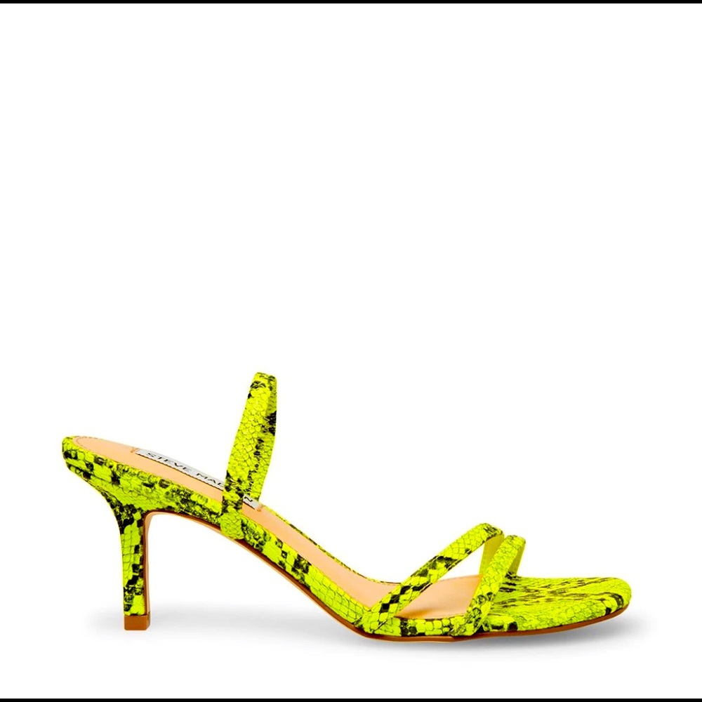 Steve Madden Ultra Chic Green Snake Print Heels!